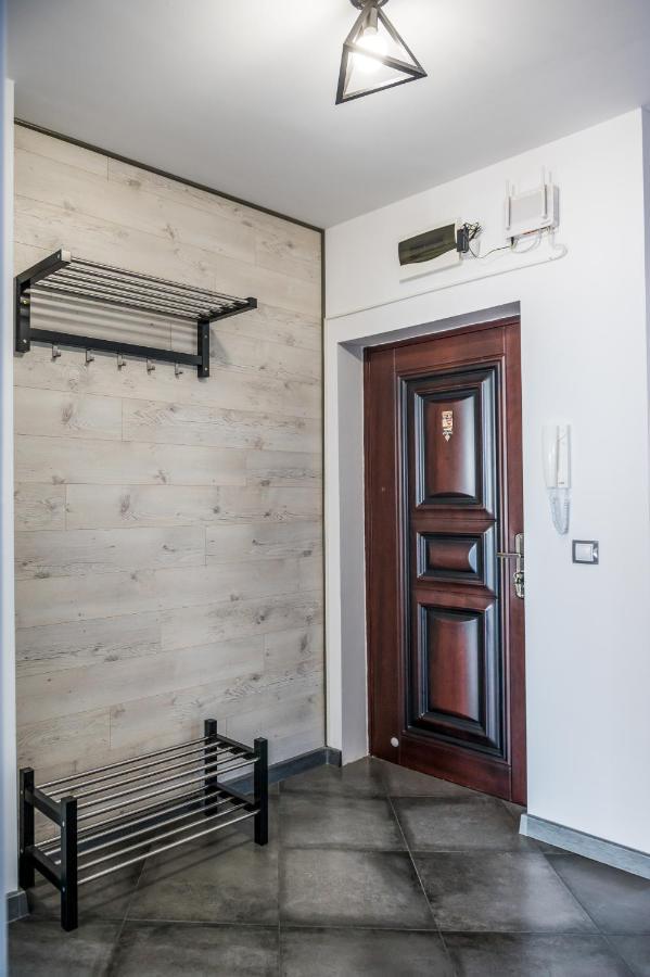 City View Apartment With 2 Bedrooms And Free Garage 布拉格埃夫格拉德 外观 照片