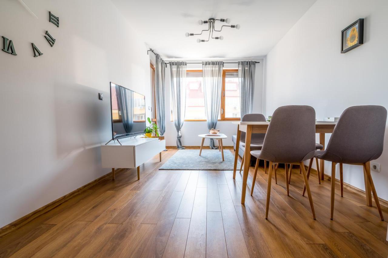 City View Apartment With 2 Bedrooms And Free Garage 布拉格埃夫格拉德 外观 照片